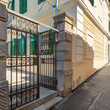 Apartment Salita Calvario Rijeka Ngoại thất bức ảnh